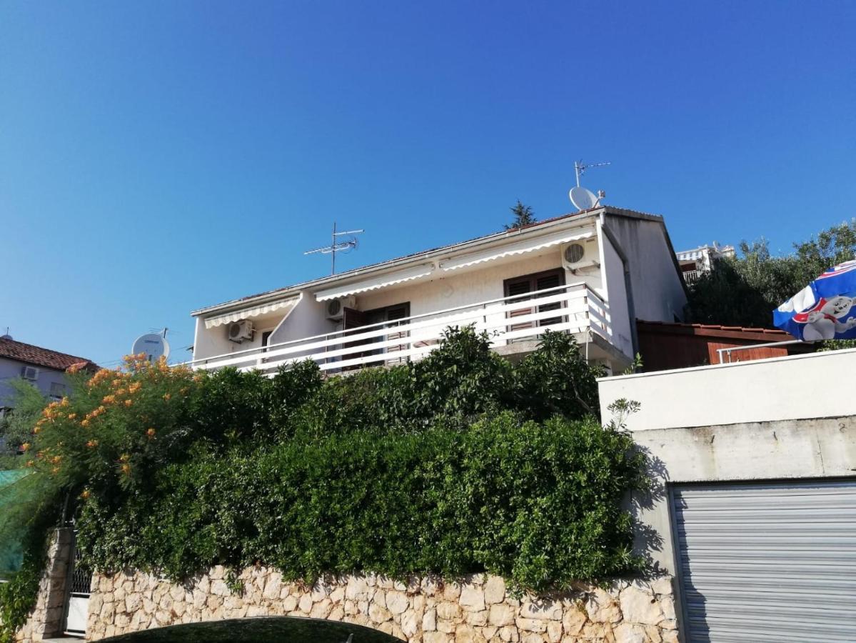 Apartments By The Sea Mavarstica, Ciovo - 2043 Trogir Exteriör bild